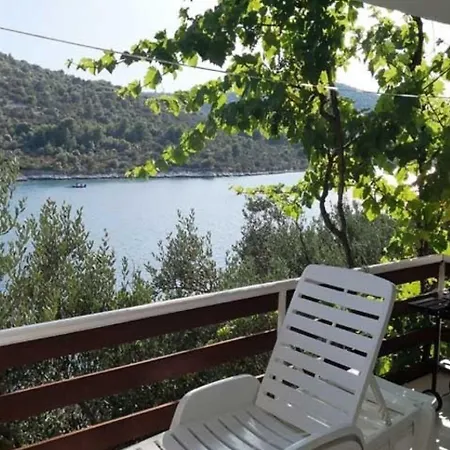 Ivan Apartamento Vinišće